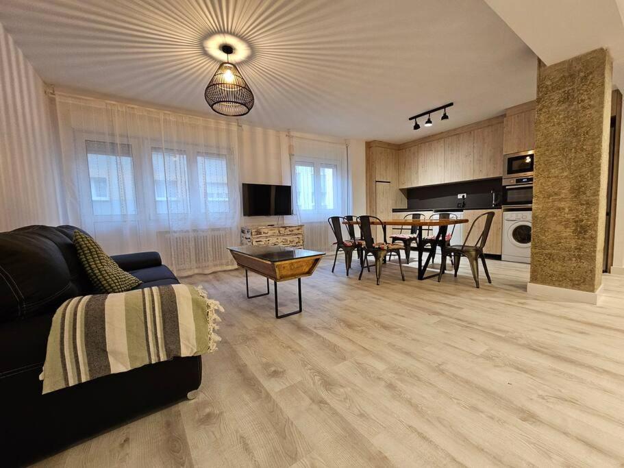 1A108 Amplio Y Moderno Apartamento Хихон Экстерьер фото